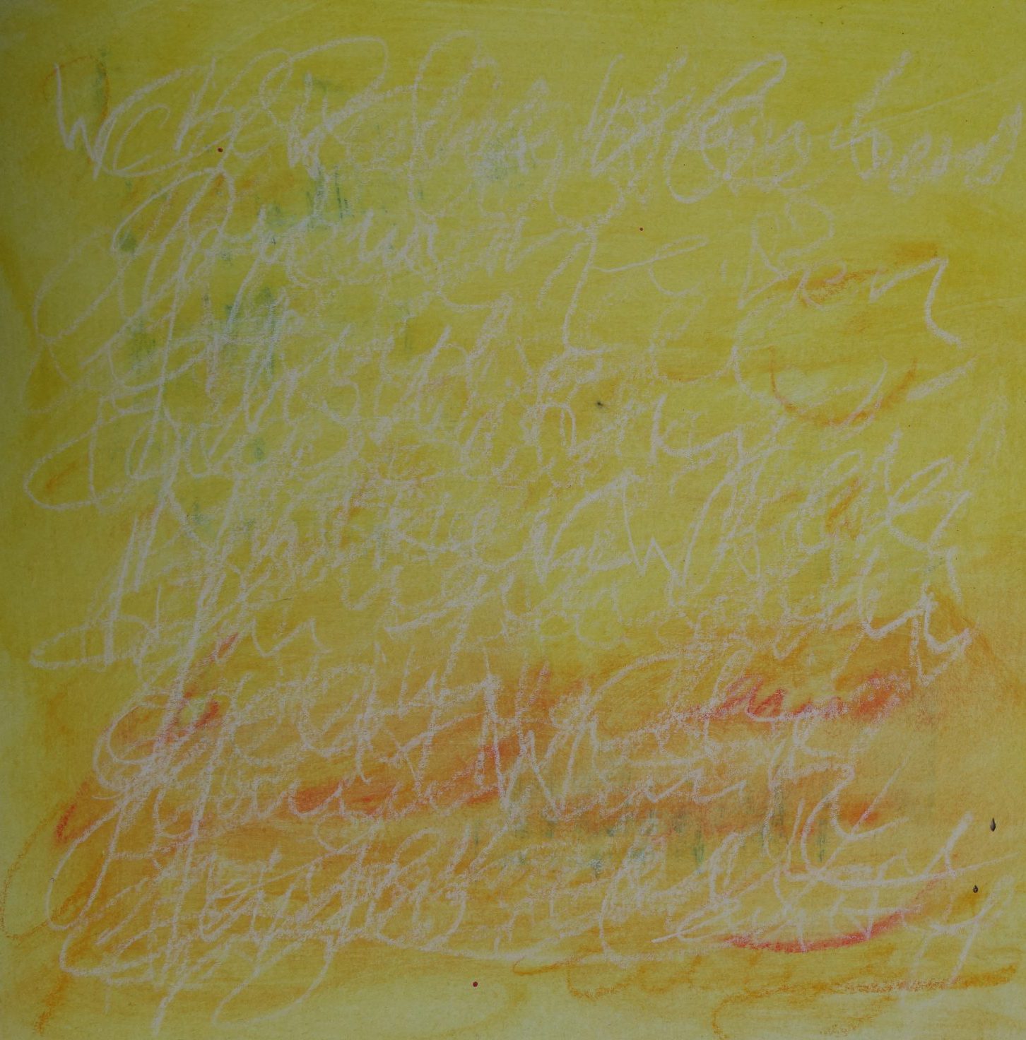 DIeses Foto zeigt ein quadratiches gelbes Gemälde. Im unteren Bereich sieht man orange. Im Vordergrund sieht man eine weiße Schrift, die jedoch nicht lesbar ist.